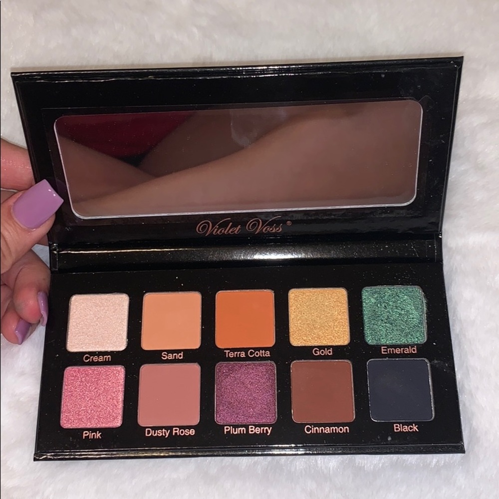 Violet Voss | Essentials Eyeshadow Pallet